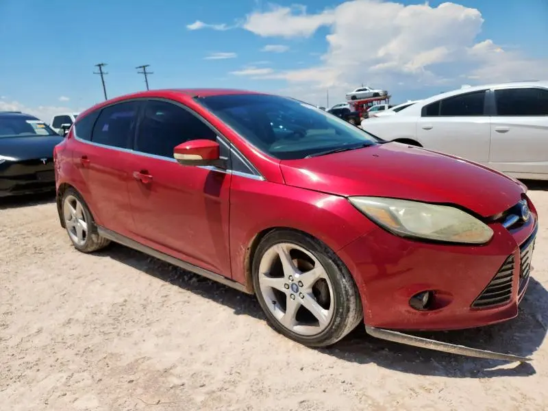 2012 FORD FOCUS TITANIUM  