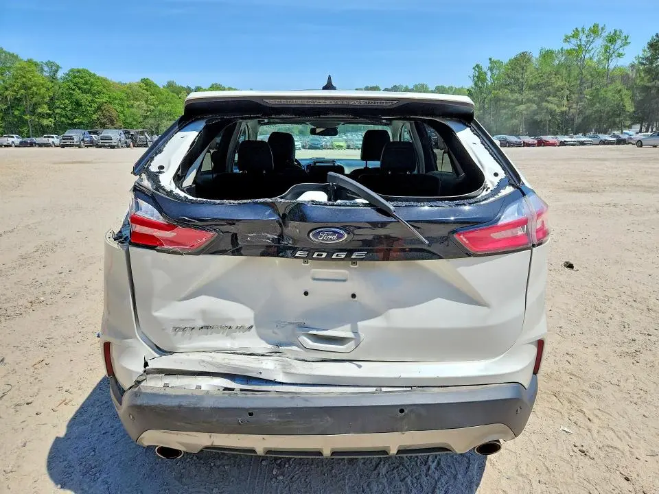 2021 FORD EDGE TITANIUM  