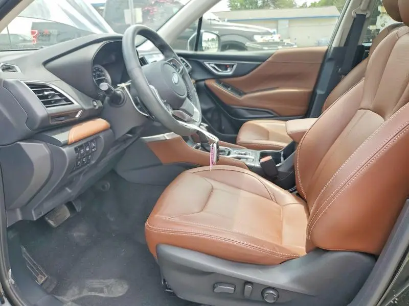 2021 SUBARU FORESTER   
