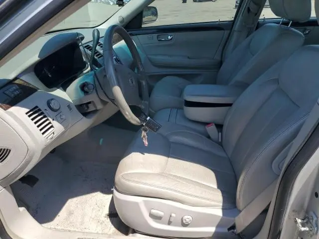2010 CADILLAC DTS LUXURY COLLECTION  