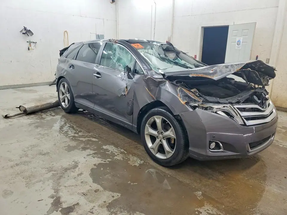 2014 TOYOTA VENZA LIMITED  