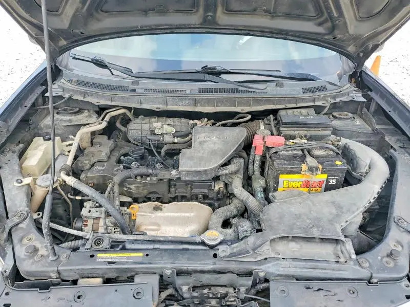 2012 NISSAN ROGUE S  