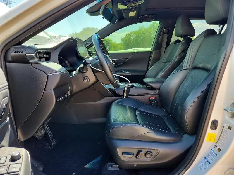 2021 TOYOTA VENZA LIMITED  