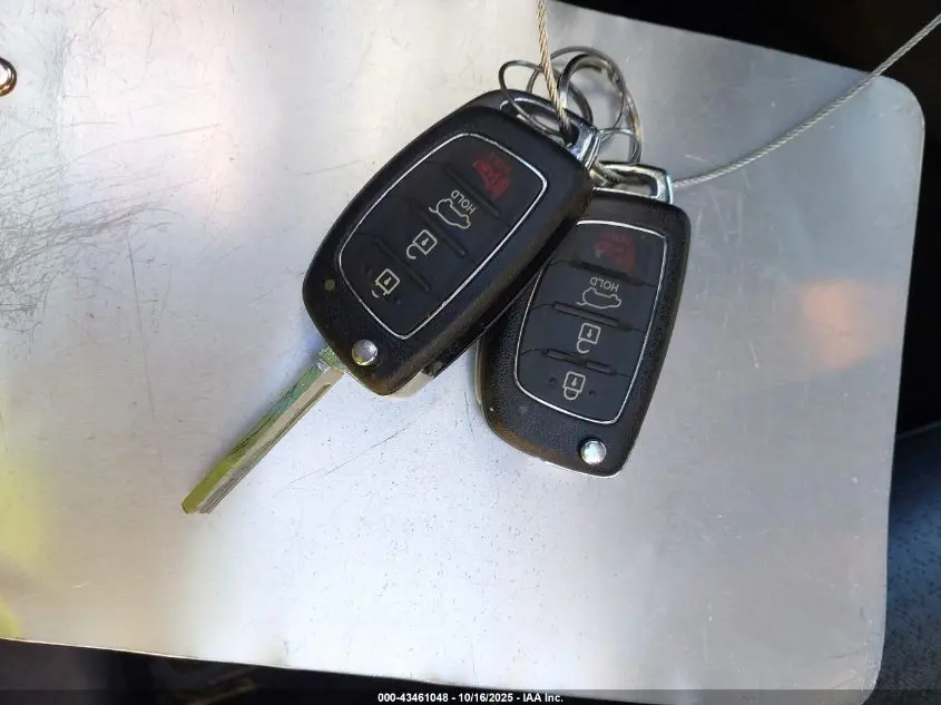 2013 HYUNDAI SANTA FE GLS