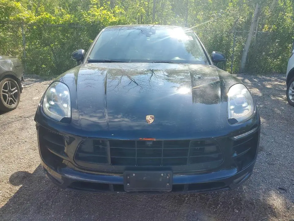 2018 PORSCHE MACAN GTS  