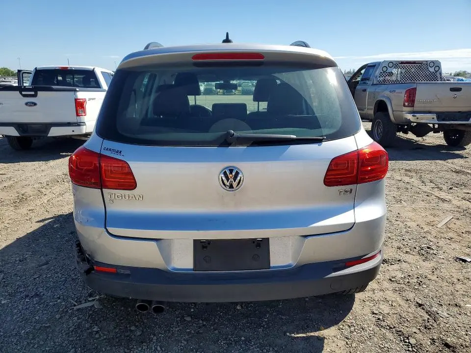 2017 VOLKSWAGEN TIGUAN S  