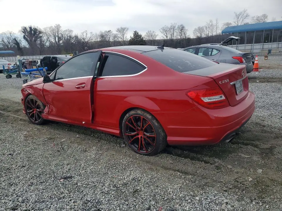 2015 MERCEDES-BENZ C 250  