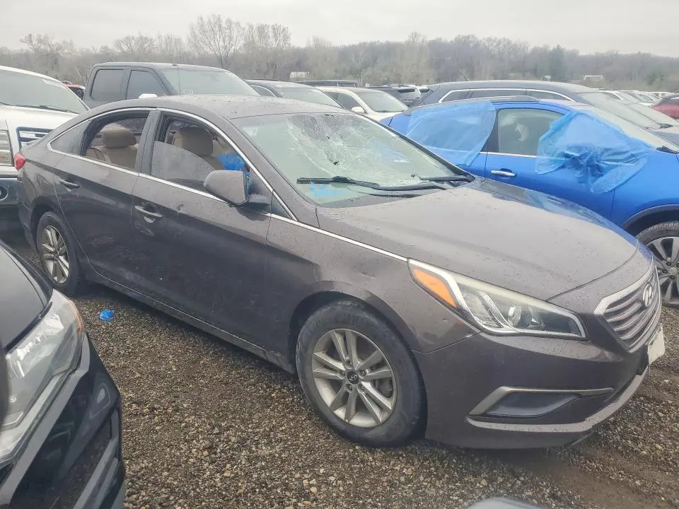 2016 HYUNDAI SONATA SE  