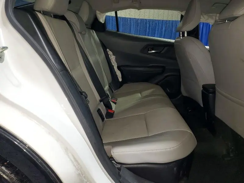 2023 TOYOTA PRIUS XLE  