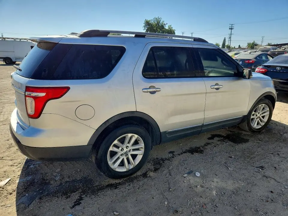 2011 FORD EXPLORER XLT  