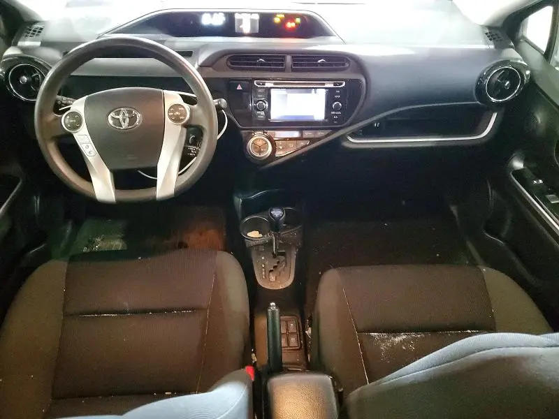 2016 TOYOTA PRIUS C TWO  