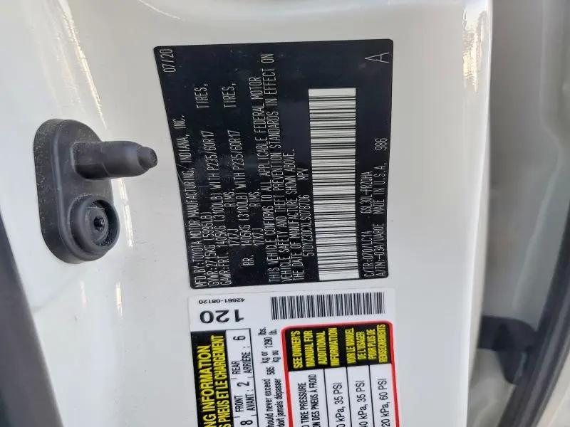 2020 TOYOTA SIENNA XLE  