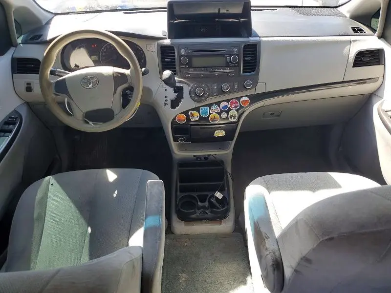 2013 TOYOTA SIENNA L 7-PASSENGER  