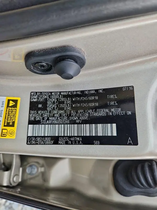 2016 TOYOTA HIGHLANDER XLE  