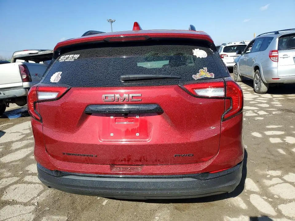 2024 GMC TERRAIN SLE  