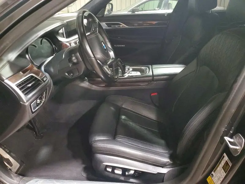 2016 BMW 750 I  