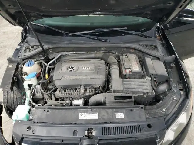 2015 VOLKSWAGEN PASSAT S  