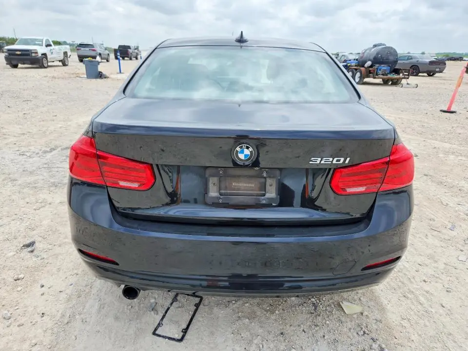 2018 BMW 320 I  