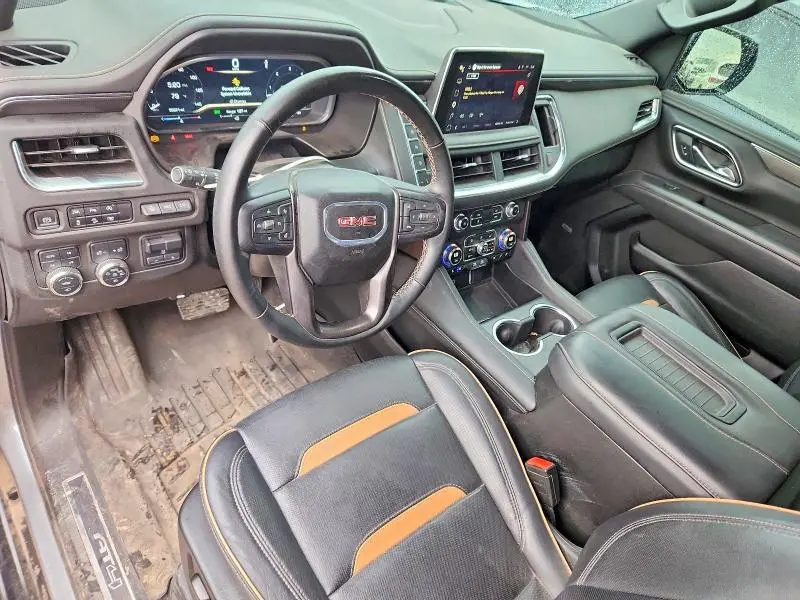 2024 GMC YUKON XL K1500 AT4  