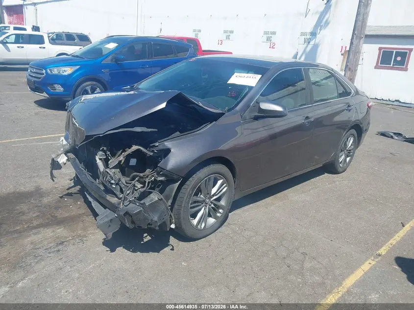 2017 TOYOTA CAMRY SE