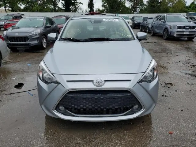 2019 TOYOTA YARIS L  
