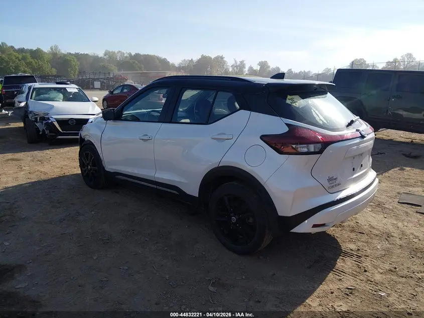 2021 NISSAN KICKS SR XTRONIC CVT
