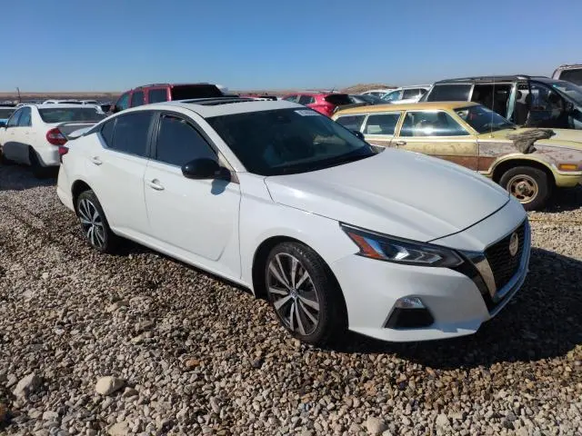 2021 NISSAN ALTIMA SR  