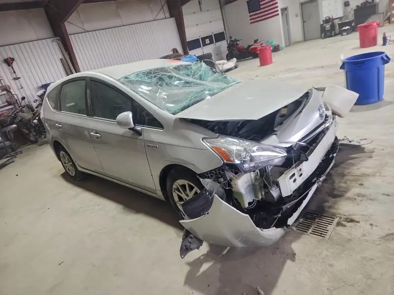 2012 TOYOTA PRIUS V   