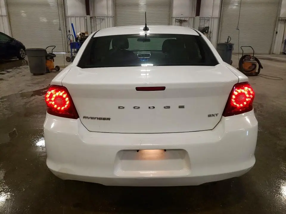 2014 DODGE AVENGER SXT  