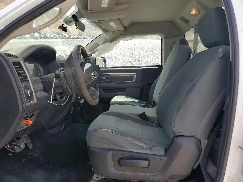 2016 RAM 1500 ST  