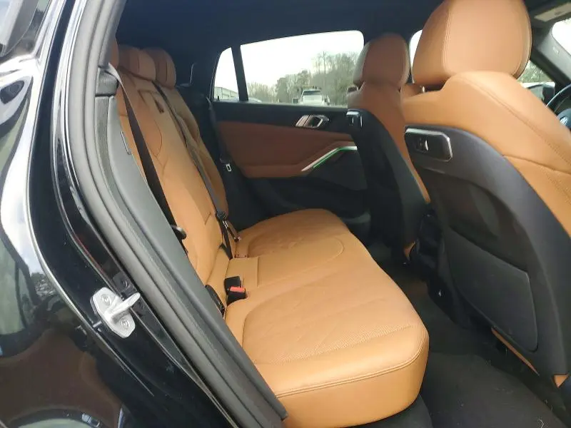 2025 BMW X6 XDRIVE40I  