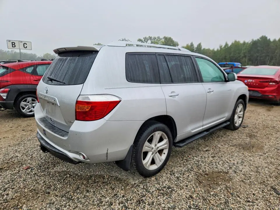 2010 TOYOTA HIGHLANDER LIMITED  