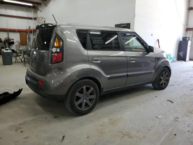 2010 KIA SOUL +  