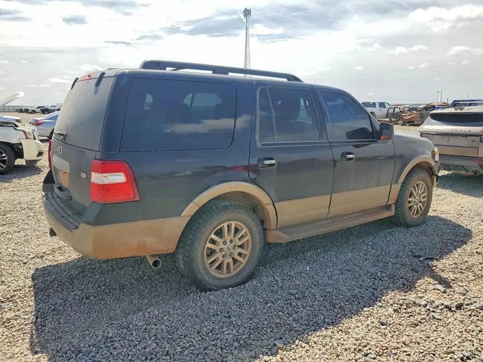 2011 FORD EXPEDITION XLT  