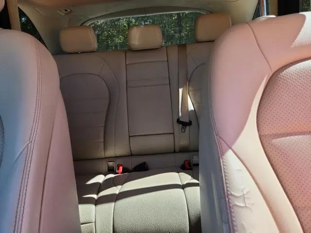 2020 MERCEDES-BENZ GLC 300  