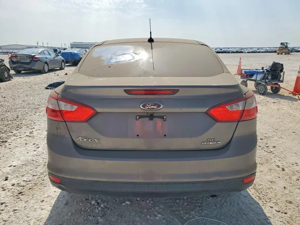 2012 FORD FOCUS SE  