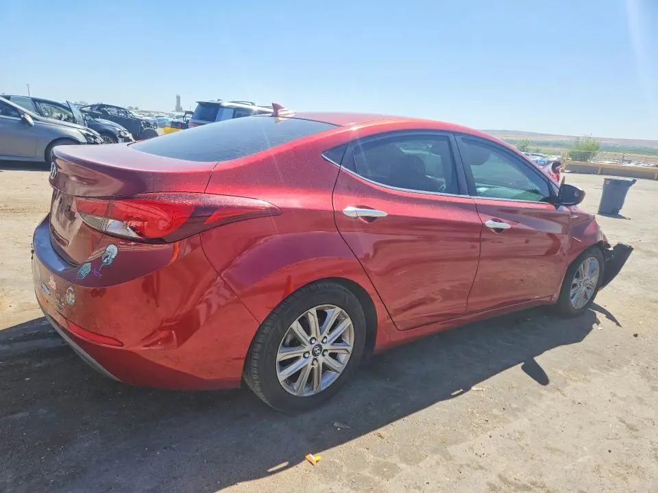 2015 HYUNDAI ELANTRA SE  