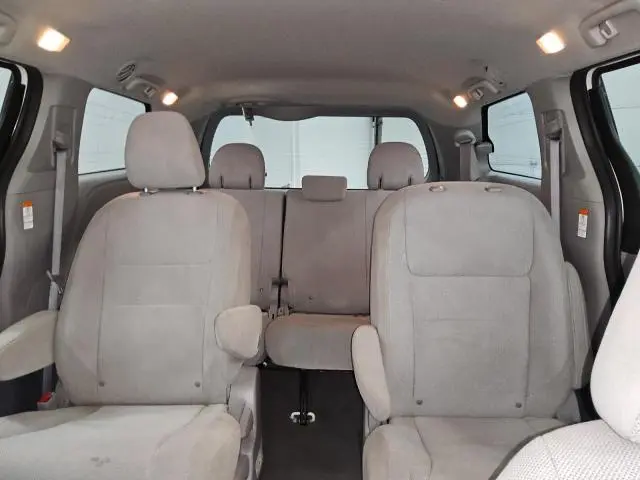 2020 TOYOTA SIENNA L  