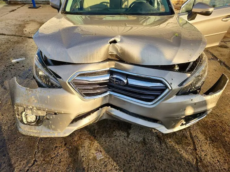 2019 SUBARU LEGACY 2.5I LIMITED  