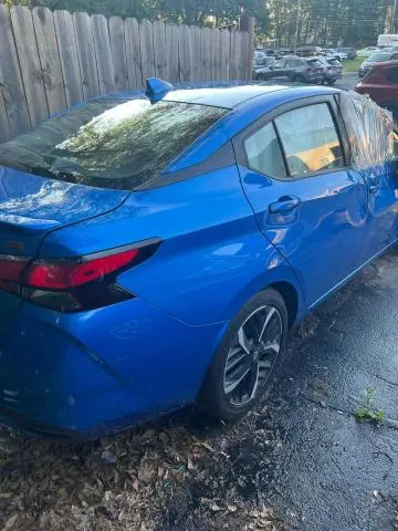 2024 NISSAN VERSA SR
