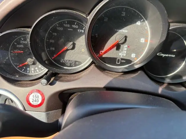 2013 PORSCHE CAYENNE   