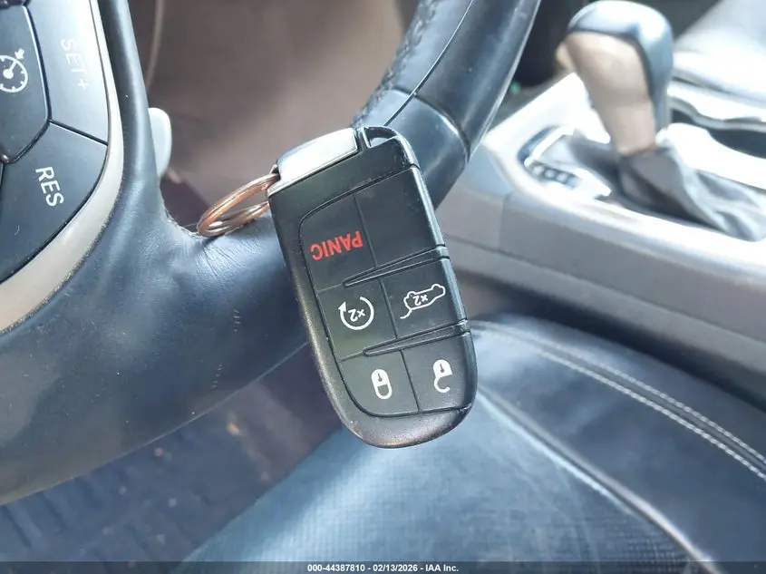 2017 JEEP GRAND CHEROKEE LIMITED 4X2