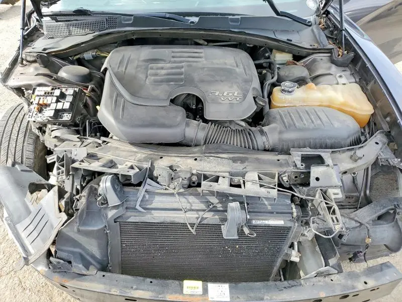 2014 DODGE CHARGER SE  