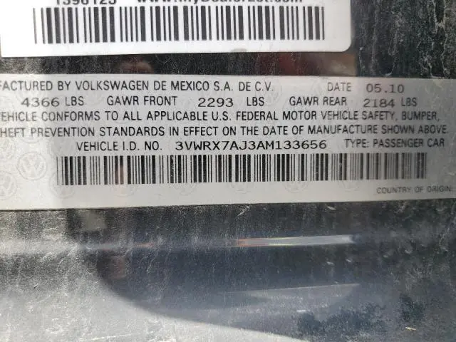2010 VOLKSWAGEN JETTA SE  