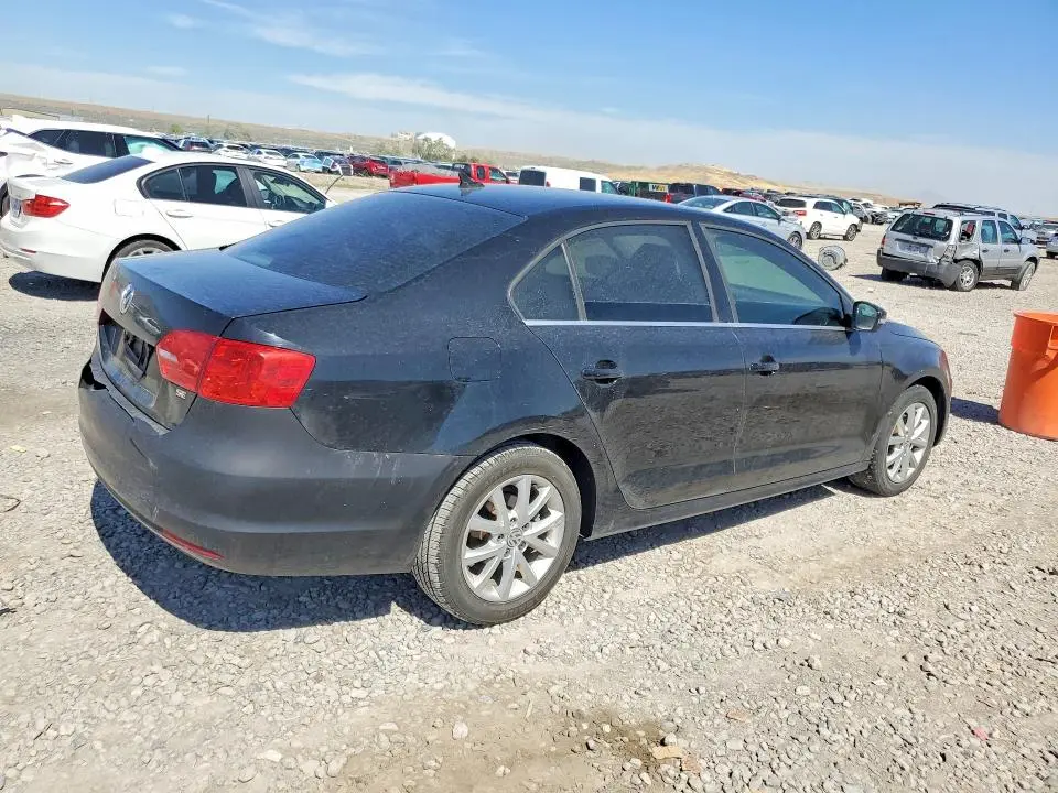 2014 VOLKSWAGEN JETTA SE  