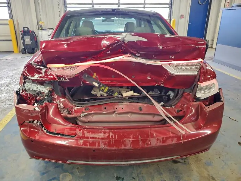 2017 LINCOLN CONTINENTAL RESERVE  