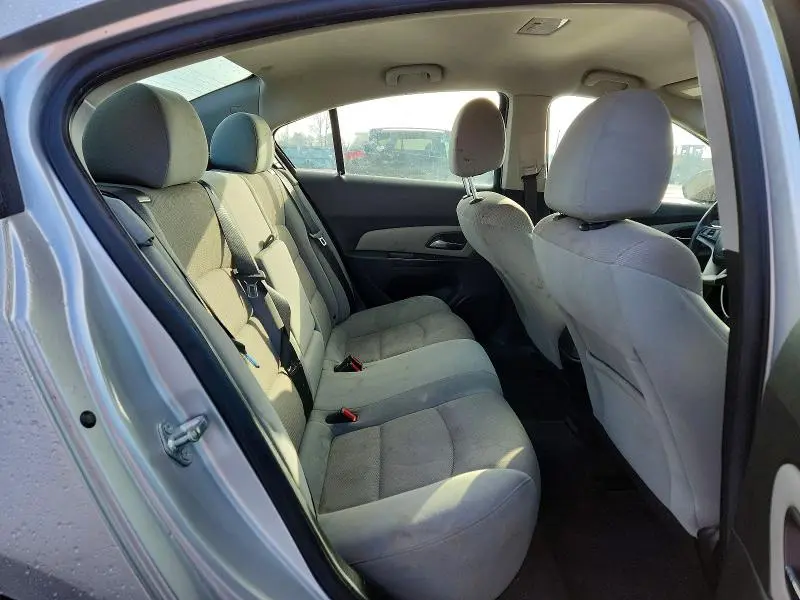 2012 CHEVROLET CRUZE LT  