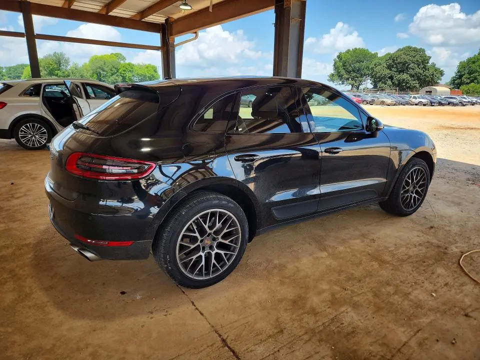 2018 PORSCHE MACAN S  