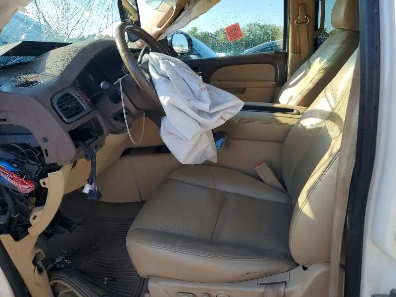 2012 CHEVROLET AVALANCHE LTZ  