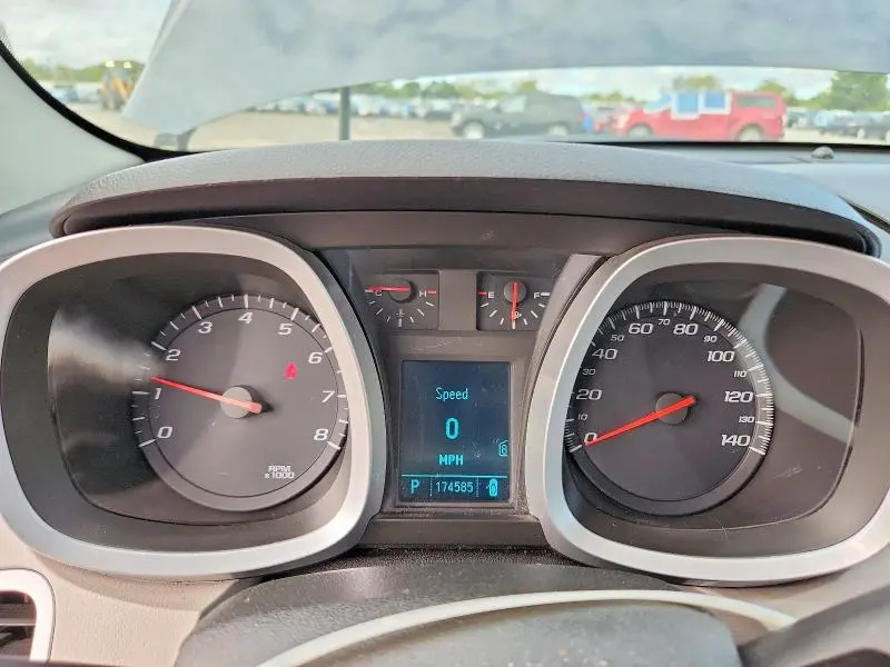 2010 CHEVROLET EQUINOX LT  